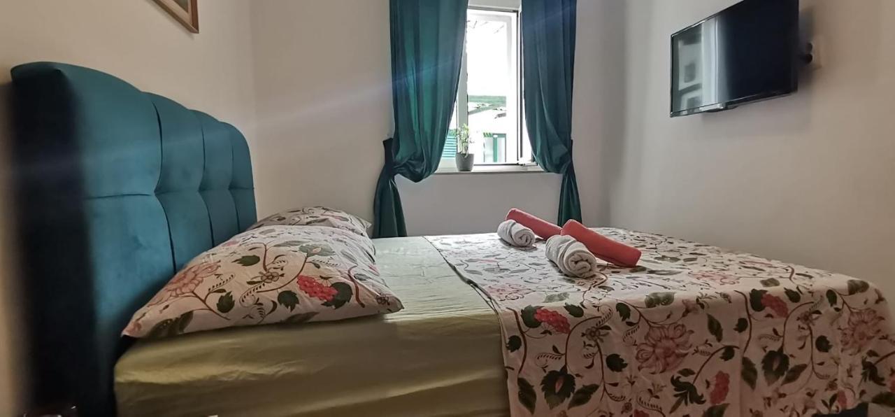 Apartamento Old Town Sole Split Exterior foto